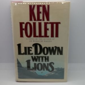 Lie Down with Lions - Ken Follett